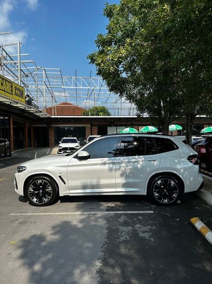 BMW iX3 2023 M Sport Utility-car ไฟฟ้า ไม่ติดแก๊ส เกียร์อัตโนมัติ ขาว รูปที่ 3