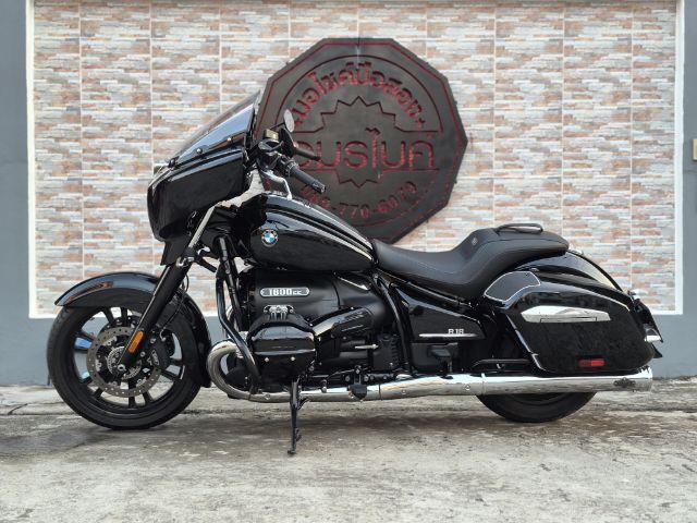 ขายbmw r18b ปี23 วิ่งน้อย1300โล