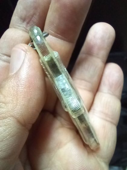 จักรกริช กันภัยมหาอำนาจเรียกทรัพย์ วัดช่องลม เลี่ยมพลาสติก พร้อมแหนบ รูปที่ 3