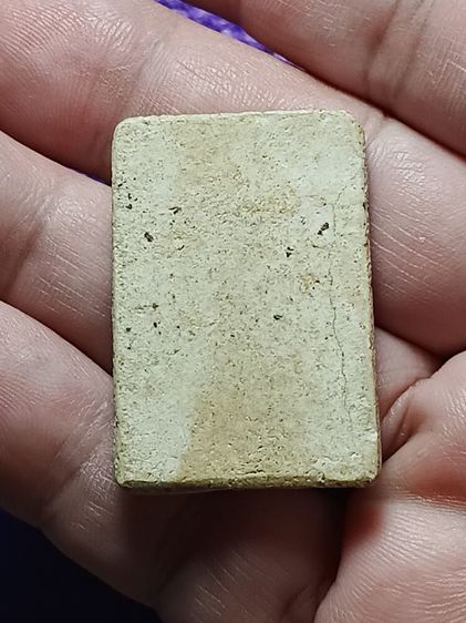 พระสมเด็จวัดเกศไชโย รุ่นเเรก พบอยู่ในใต้ฐานพระประธานใหญ่ ขณะที่กำลังบูรณะวัด สภาพสวยมาก ผิวเดิม ไม่ผ่านการเช็ดล้าง พบจำนวนน้อย รูปที่ 8