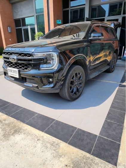 รถ Ford Everest 2.0 Titanium สี ดำ
