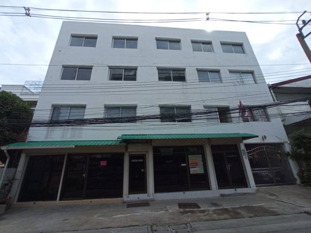 ห้องหน้าร้านให้เช่า​ ใกล้เดอะมอลล์งามวงศ์วาน​ รูปที่ 2