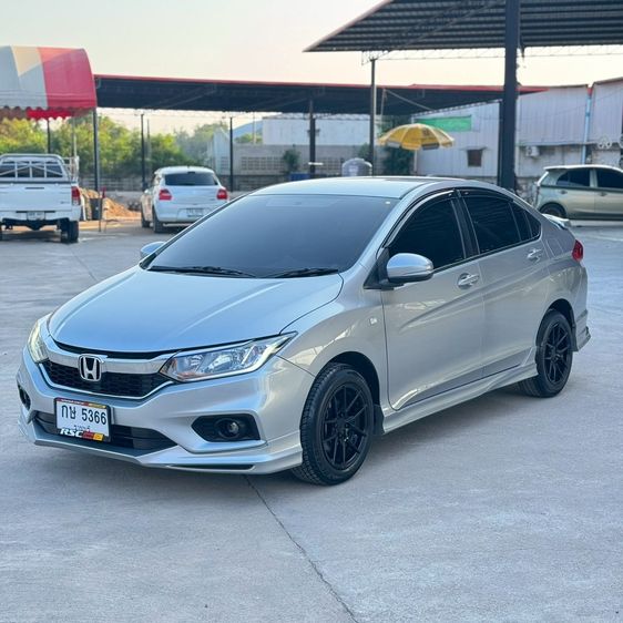 รถ Honda City 1.5 S สี บรอนซ์เงิน