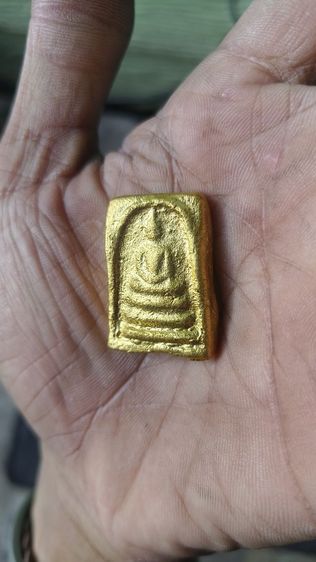 พระไม่ทราบที่คับ 