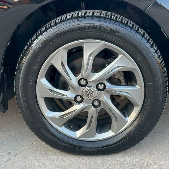 Toyota Vios 2018 1.5 E Sedan เบนซิน ไม่ติดแก๊ส เกียร์อัตโนมัติ ดำ รูปที่ 3