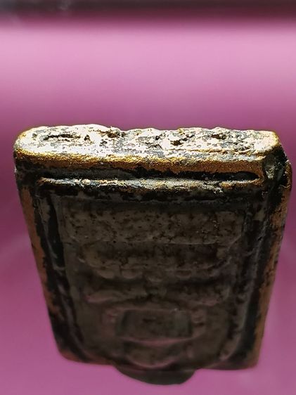 พระสมเด็จวัดระฆัง พิมพ์ไกเซอร์ รุ่นเเรก เก่ามาก สร้างยุคต้น สร้างสมัยร.5 พระสภาพใช้เลี่ยมทองแบบเปิดหน้าเปิดหลัง เเกะออกมาจากกรอบทองโบราณเก่า รูปที่ 5