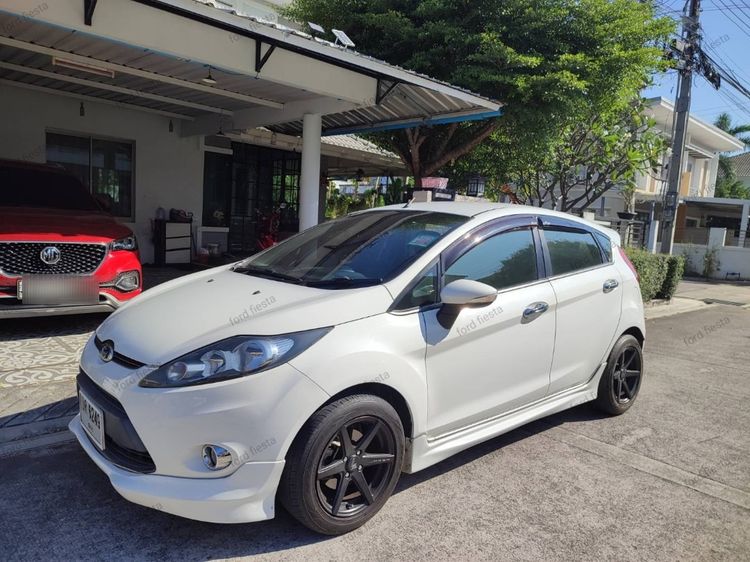 Ford Fiesta 2011 1.4 Style Sedan เบนซิน ไม่ติดแก๊ส เกียร์อัตโนมัติ ขาว รูปที่ 2