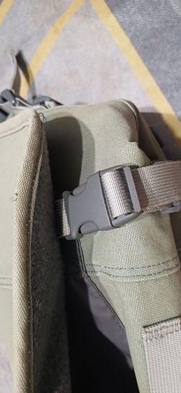 ​Rare Color Timbuk2 Messenger Bag สีเขียวทหาร สุดคลาสสิก ปล่อยกระเป๋า Timbuk2 ของแท้ สีสวยหายาก รูปที่ 9