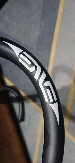 แฮนด์carbon enve แท้ ขนาด 44 cm.มีเก็บเงินปลายทาง หรือนัดรับแถวนนทบุรี รูปที่ 5