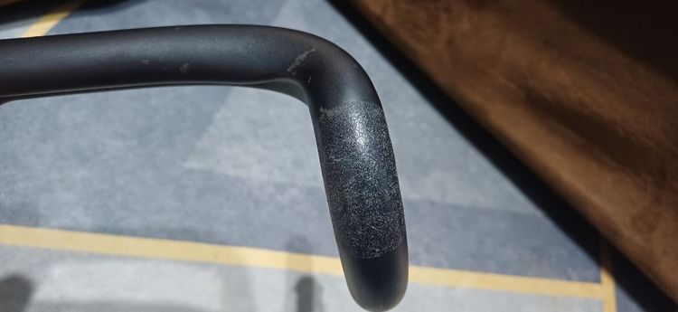 แฮนด์carbon enve แท้ ขนาด 44 cm.มีเก็บเงินปลายทาง หรือนัดรับแถวนนทบุรี รูปที่ 6