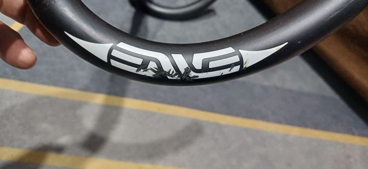 แฮนด์carbon enve แท้ ขนาด 44 cm.มีเก็บเงินปลายทาง หรือนัดรับแถวนนทบุรี รูปที่ 2