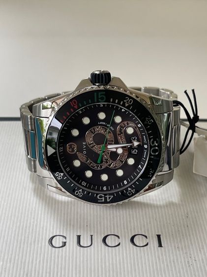 GUCCI Dive Snake XL Swiss 45 mm Stainless Steel Black Dial Men’s 's Quartz Watch YA136218 รูปที่ 17