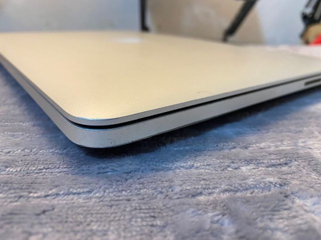 macbook pro 13 นิ้ว 2015 รูปที่ 6