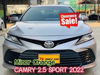 2022 Toyota CAMRY 2.5 SPORT ✅รุ่นใหม่ ไมเนอร์เชนจ์🎀รถบ้านมือเดียวป้ายแดง 🌈93,800 กิโลเมตร เท่านั้น 😁ดูแลเข้าศูนย์ TOYOTA ตลอด