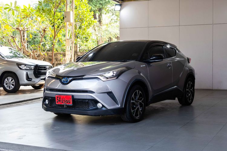 Toyota C-HR 2020 1.8 Hybrid Hi Utility-car ไฮบริด ไม่ติดแก๊ส เกียร์อัตโนมัติ เทา รูปที่ 3