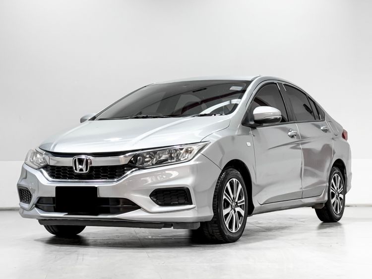 รถ Honda City 1.5 V สี บรอนซ์เงิน
