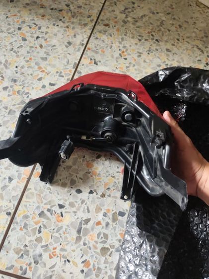 ไฟท้ายเดิมติดรถ click 160 รูปที่ 2