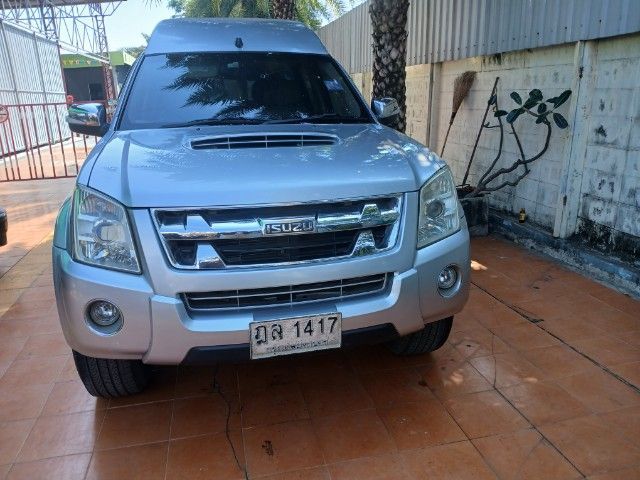 Isuzu D-MAX 2011 3.0 SLX Pickup ดีเซล ไม่ติดแก๊ส เกียร์ธรรมดา บรอนซ์เงิน รูปที่ 3