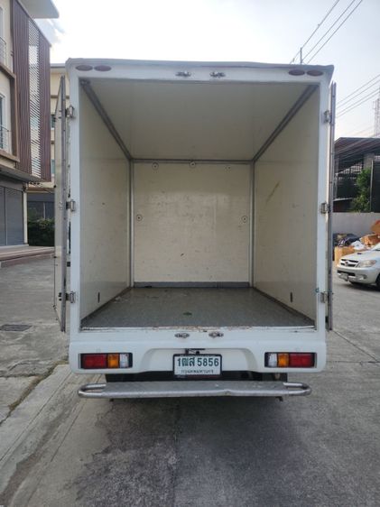 Toyota Hilux Revo 2016 2.4 J Pickup ดีเซล ไม่ติดแก๊ส เกียร์ธรรมดา ขาว รูปที่ 3