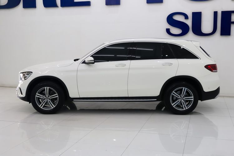 Mercedes-Benz GLC-Class 2022 GLC220d Utility-car ดีเซล ไม่ติดแก๊ส เกียร์อัตโนมัติ ขาว รูปที่ 4
