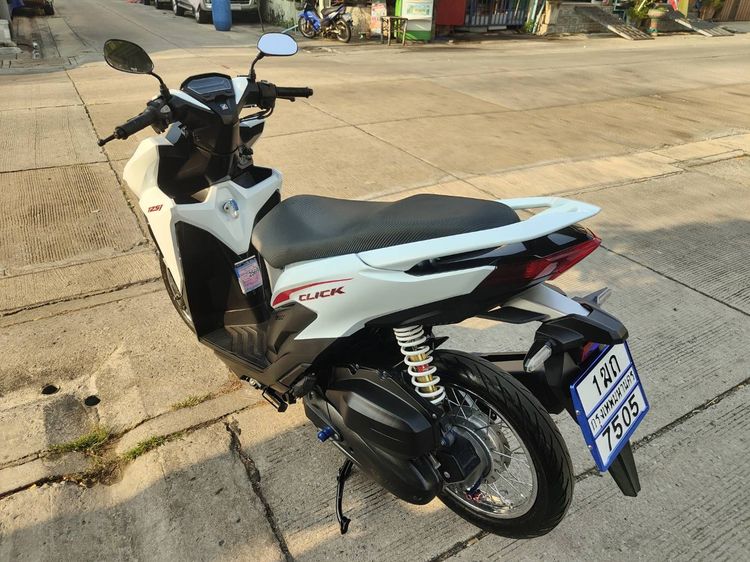 🛵ยังไงก็ขาย CLICK125 i ปี 62 เครื่องดี สีสวย สตาร์ทมือ เล่มชุดโอนครบ+เปลี่ยนถ่ายน้ำมันเครื่องฟรี ส่งฟรี30 ก.ม รูปที่ 6