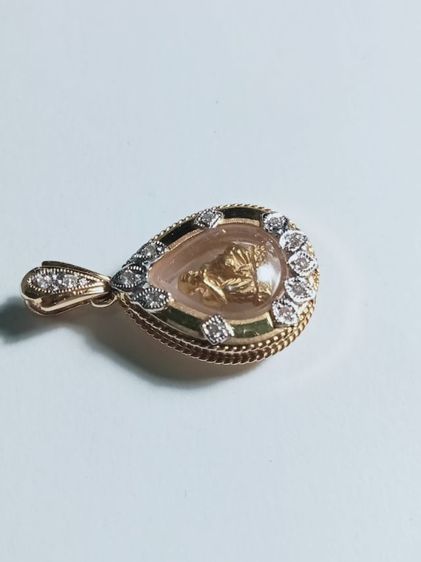 พระทองคำหลวงพ่อคูณเลี่ยมทองฝังเพชร รูปที่ 4