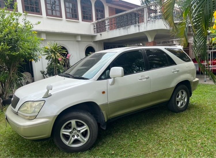 Toyota Harrier 2000 2.0 Utility-car เบนซิน LPG เกียร์อัตโนมัติ ขาว รูปที่ 3