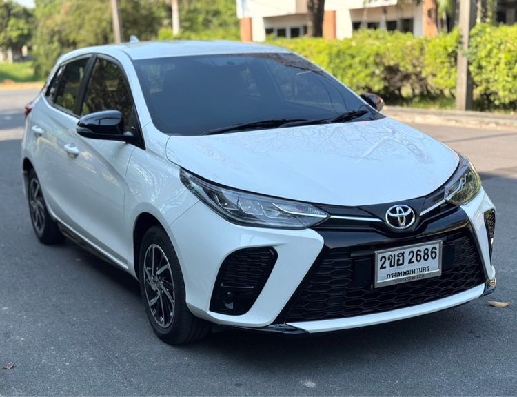 Toyota Yaris 2022 1.2 Sport Sedan เบนซิน ไม่ติดแก๊ส เกียร์อัตโนมัติ ขาว รูปที่ 4