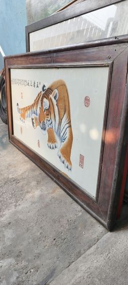 กระเบื้องเก่าเสือมงคลมีพลัง