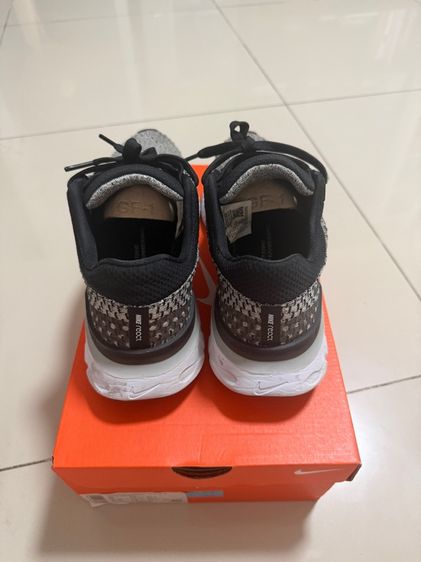 Nike React Infinity Run Flyknit 3 running รูปที่ 3