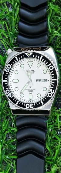 นาฬิกา CITIZEN รุ่น SPALDING 3800-396910Y ตัวเรือนสแตนเลส ขอบหน้าปัดหมุนได้ หน้าปัดสีขาว สายยาง