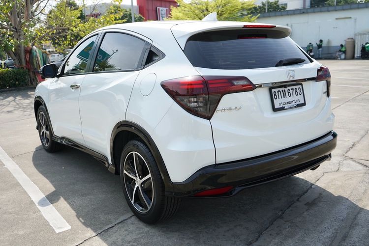 Honda HR-V 2019 1.8 RS Utility-car เบนซิน ไม่ติดแก๊ส เกียร์อัตโนมัติ ขาว รูปที่ 3