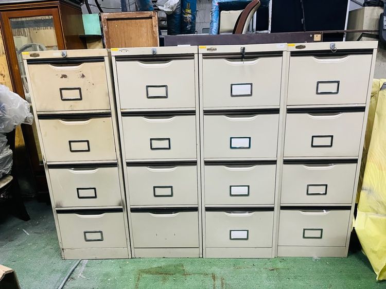 ตู้เหล็กเก็บเอกสาร 4 ลิ้นชัก Lucky มาตรฐาน มอก