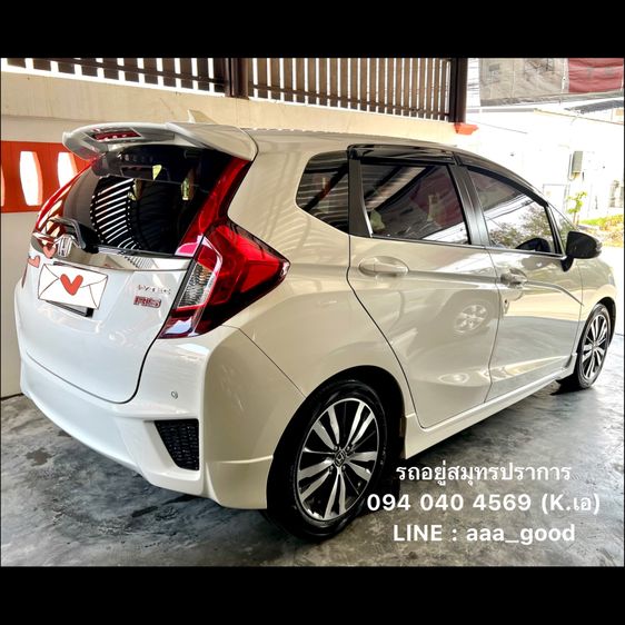 Honda Jazz 2015 1.5 SV i-VTEC Sedan เบนซิน ไม่ติดแก๊ส เกียร์อัตโนมัติ ขาว รูปที่ 3