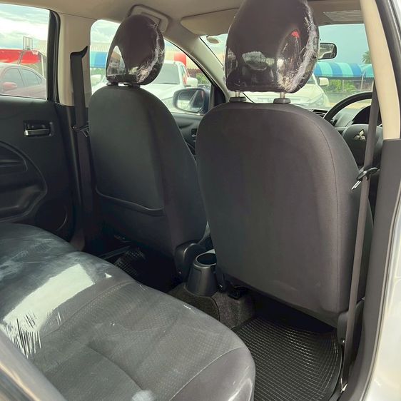 Mitsubishi Attrage 2014 1.2 GLX Sedan เบนซิน ไม่ติดแก๊ส เกียร์อัตโนมัติ บรอนซ์เงิน รูปที่ 4