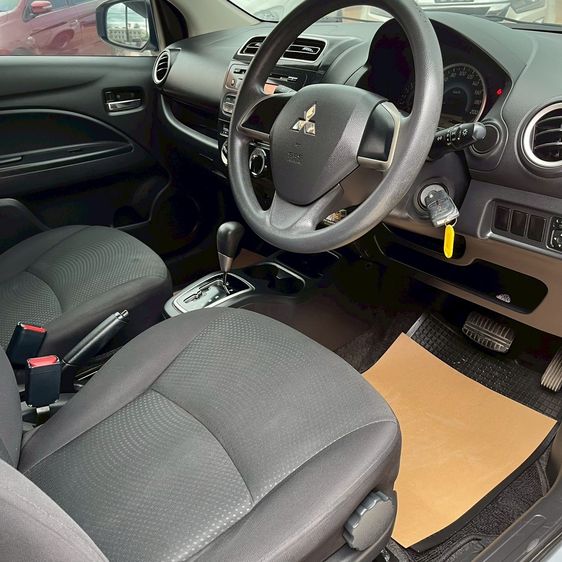 Mitsubishi Attrage 2014 1.2 GLX Sedan āđāļāļāļāļīāļ āđāļĄāđāļāļīāļāđāļāđāļŠ āđāļāļĩāļĒāļĢāđāļāļąāļāđāļāļĄāļąāļāļī āļāļĢāļāļāļāđāđāļāļīāļ āļĢāļđāļāļāļĩāđ 3