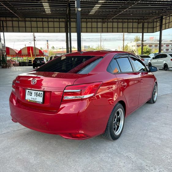 Toyota Vios 2018 1.5 E Sedan เบนซิน ไม่ติดแก๊ส เกียร์อัตโนมัติ แดง รูปที่ 2