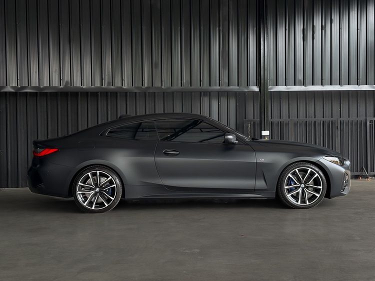 BMW Series 4 2022 430i Sedan เบนซิน ไม่ติดแก๊ส เกียร์อัตโนมัติ ดำ รูปที่ 4