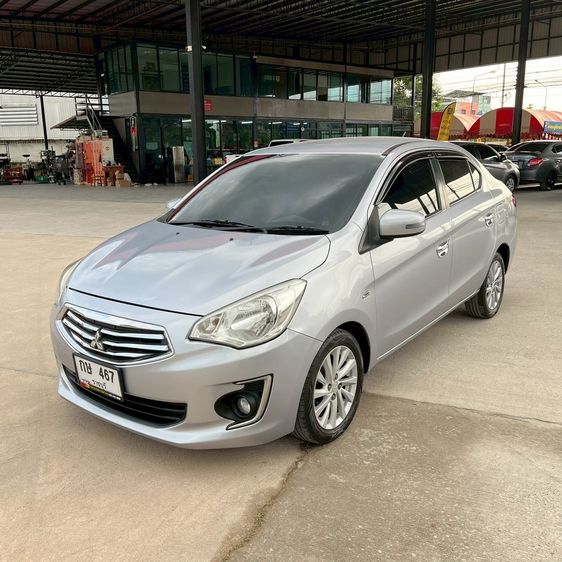 รถ Mitsubishi Attrage 1.2 GLS Limited สี บรอนซ์เงิน