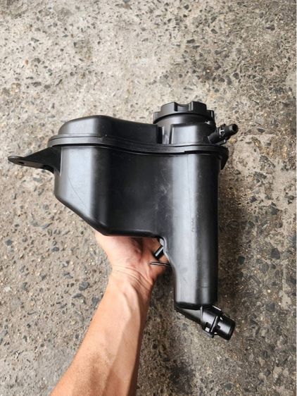 ถังพักน้ำหม้อน้ำ BMW E90 E84 X1 รูปที่ 6