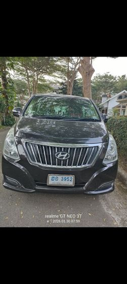 รถ Hyundai H-1  2.5 Elite สี น้ำตาล