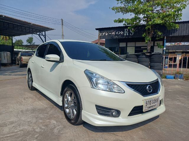 รถ Nissan Pulsar 1.6 SV สี ขาว