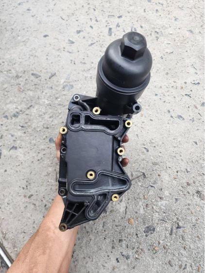 ฐานกรองน้ำมันเครื่อง BMW N47 E90 E84 F30 F10 F25