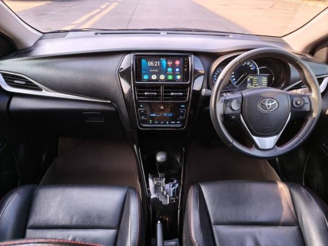 Toyota Yaris ATIV 2019 1.2 S Sedan เบนซิน เกียร์อัตโนมัติ ขาว รูปที่ 4