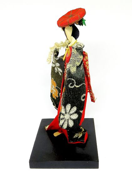 Japanese Doll Kimono ตุ๊กตาญี่ปุ่นกิโมโน รูปที่ 2