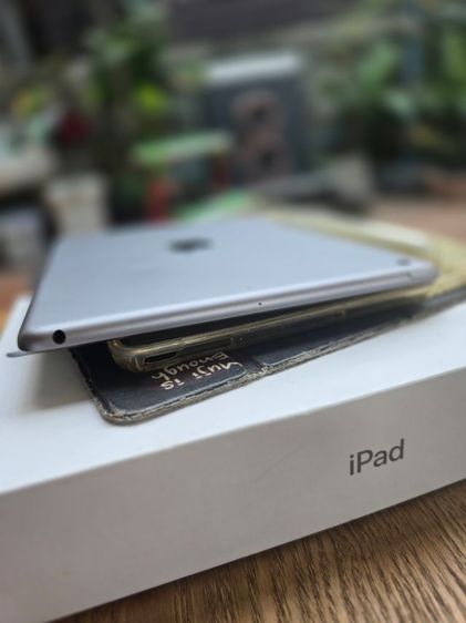 Ipad gen 6 128 gen wifi และ pencil อุปกรณ์ครบกล่อง รูปที่ 4