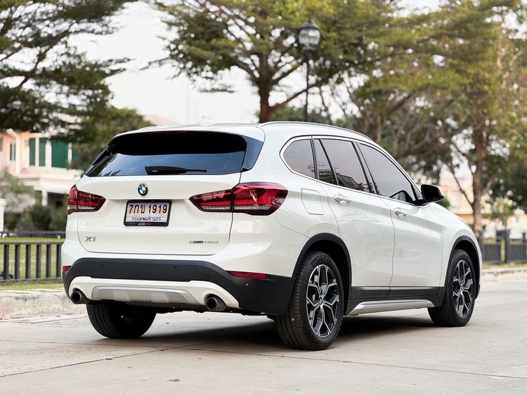 BMW X1 2022 2.0 sDrive20d xLine Utility-car ดีเซล ไม่ติดแก๊ส เกียร์อัตโนมัติ ขาว รูปที่ 4
