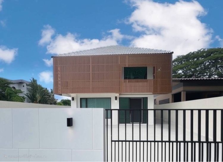 ขาย บ้านเดี่ยว ใหม่พร้อมอยู่ ซอยพัฒนาการ 69 ราคาเพียง 10.5 ล้าน