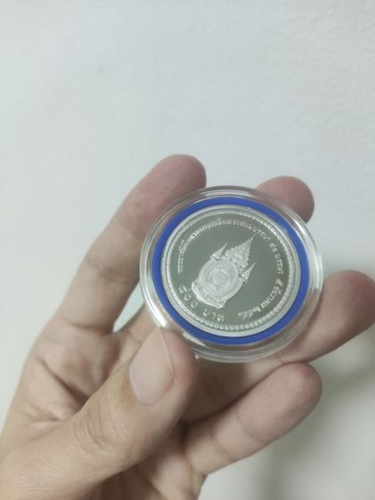 เหรียญเงินขัดเงา 800 บาท 80 พรรษา รัชกาลที่ 9 พ.ศ.2550 รูปที่ 8