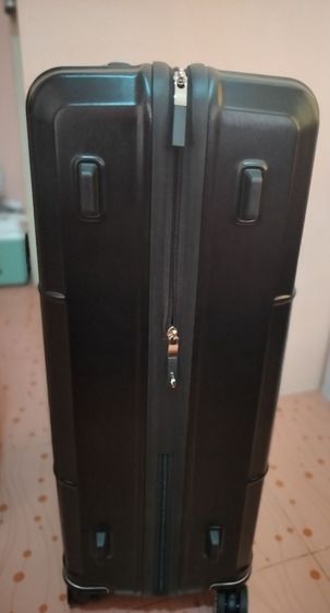 กระเป๋าDeparture 29.5นิ้ว แท้มือ1 ขาย1,800บ.  ราคาป้าย 17,000-19,000บ. ได้มาไม่ได้ใช้ รับปะกันสินค้า  รูปที่ 5